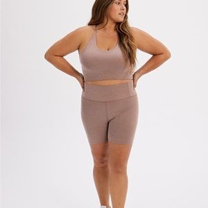 Girlfriend Collective Cleo Halter Bra Color: Cocoon Heather Size Large